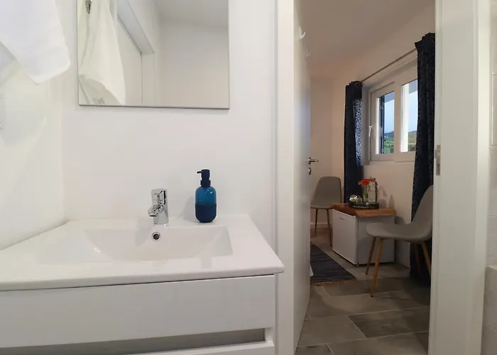 Casa Baleia A Vista Bed & Breakfast