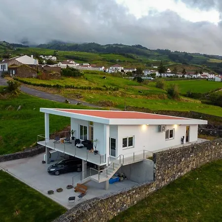 Bed & Breakfast Casa Baleia A Vista 3*