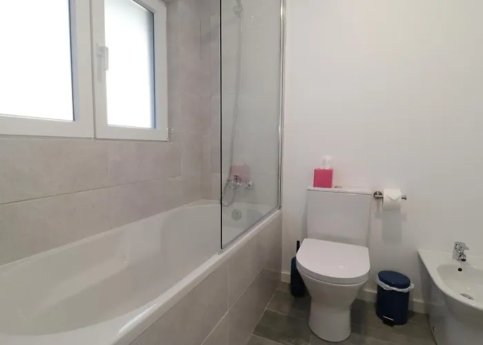 Alojamento de Acomodação e Pequeno-almoço Casa Baleia A Vista